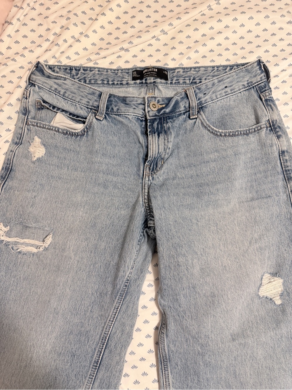 Hollister Women's Light Wash Boyfriend Jeans with Distressing